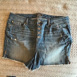 Torrid denim shorts